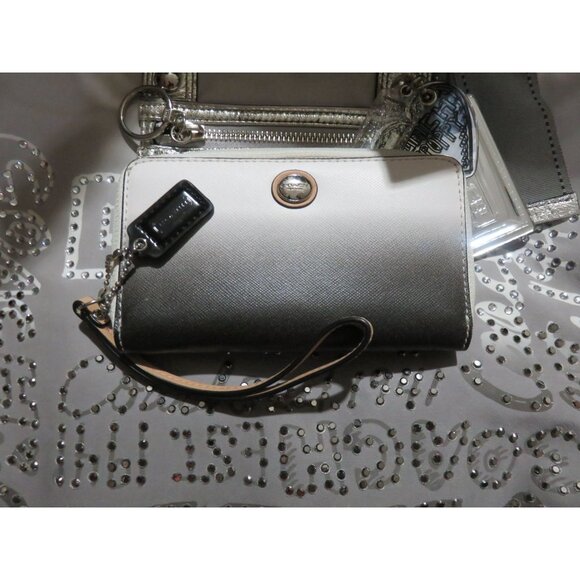 Coach Poppy Limited Edition Ombre Story Patch Spotlight Rhinestone Bag & Wallet - Picture 13 of 16